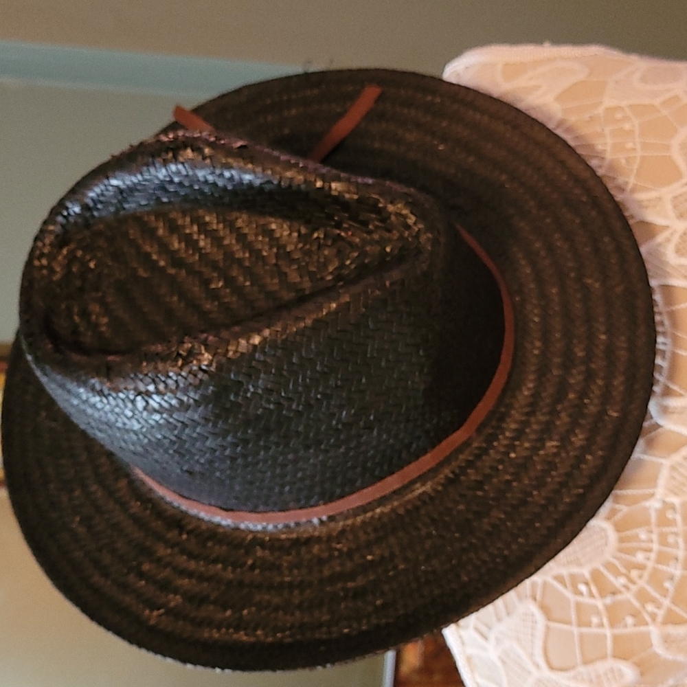 BRIXTON HAT